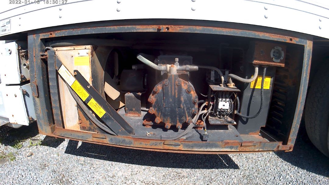 2006 FREIGHTLINER M2 - Image 9